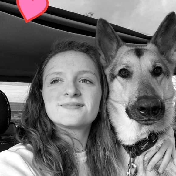 Meet your Posher, Maureen - Picture 1 of 1